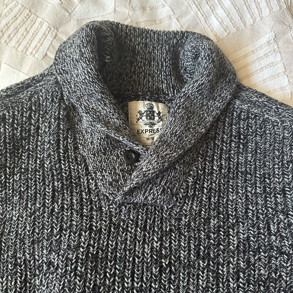 Express Grey sweater - Picture 2 of 2